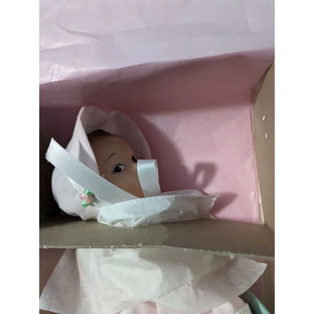 Madame Alexander Dionne Quintuplets Collection Dolls Set Of 5 in Original Boxes - Picture 10 of 12